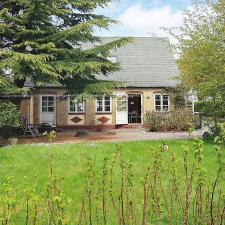 Xi Holiday home
